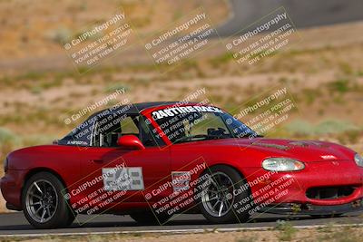 media/Jun-01-2025-CalClub SCCA (Sun) [[eae223c5dd]]/Group 1/Track Event 5/
